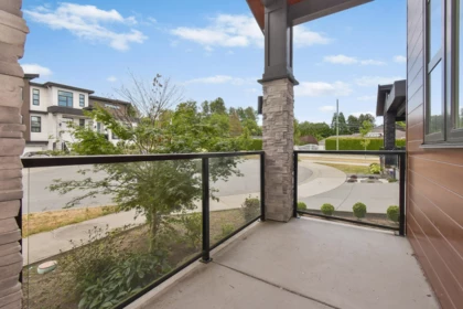 16782 18b Avenue, Surrey, BC, Surrey — Single Family Residence for sale