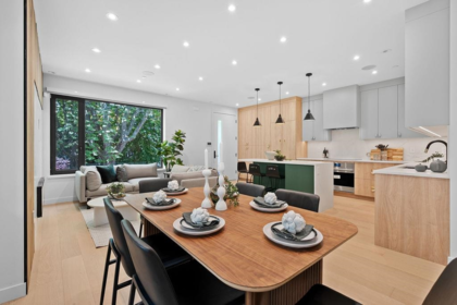 1 2936 W 12 Avenue, Vancouver, BC, Vancouver — Half Duplex for sale