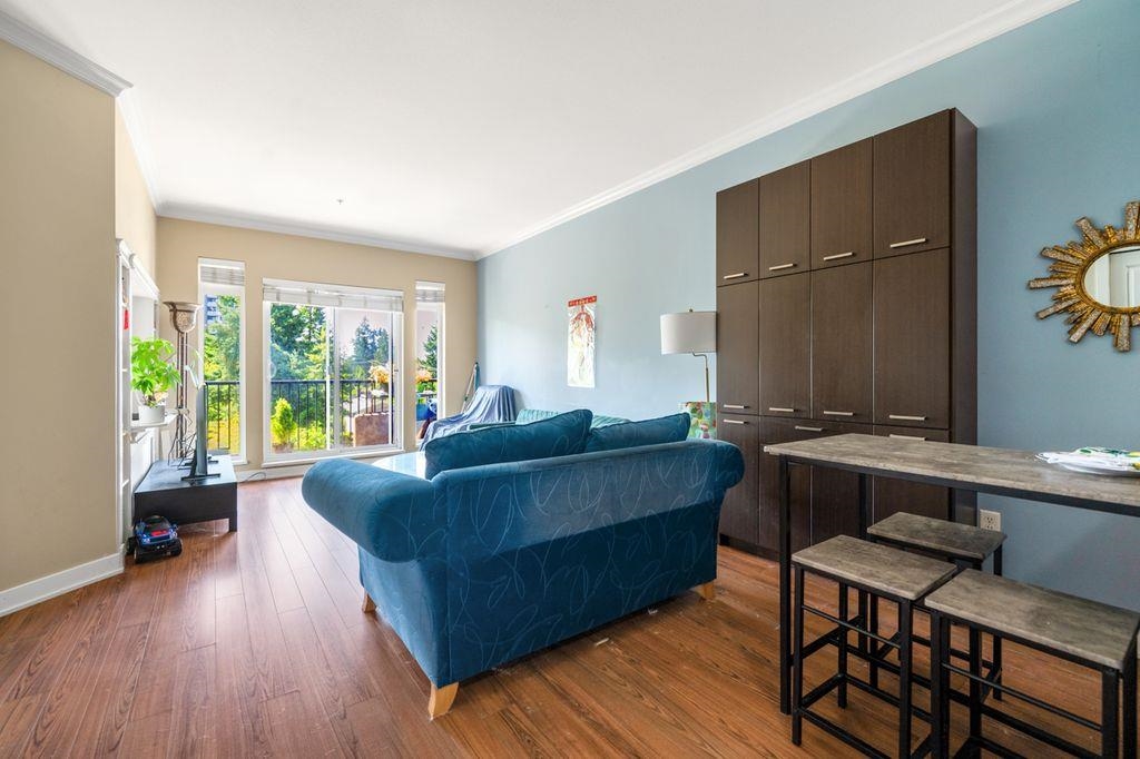 Breakfast Nook Photo of 439 13321 102a Avenue, Surrey, BC