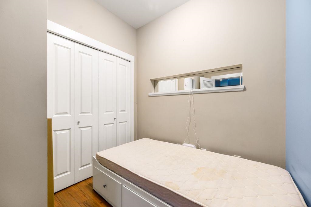 Guest Bathroom Photo of 439 13321 102a Avenue, Surrey, BC