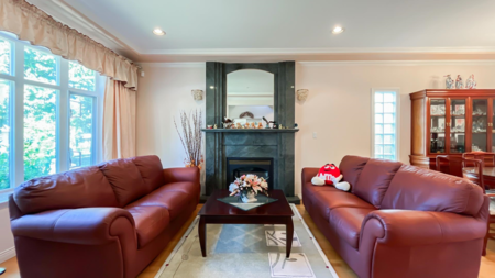 Living Room Photo of 2802 E 45th Avenue, Vancouver, BC