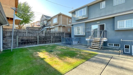 Outdoor Deck Photo of 2802 E 45th Avenue, Vancouver, BC