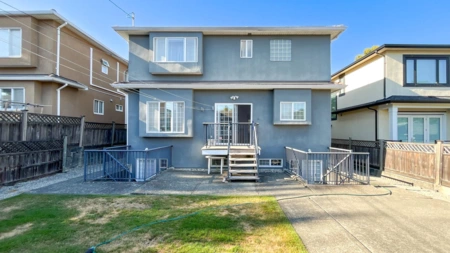 Outdoor Patio Photo of 2802 E 45th Avenue, Vancouver, BC