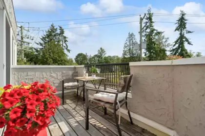 14 15971 Marine Drive, White Rock, BC, White Rock — Apartment/Condo for sale