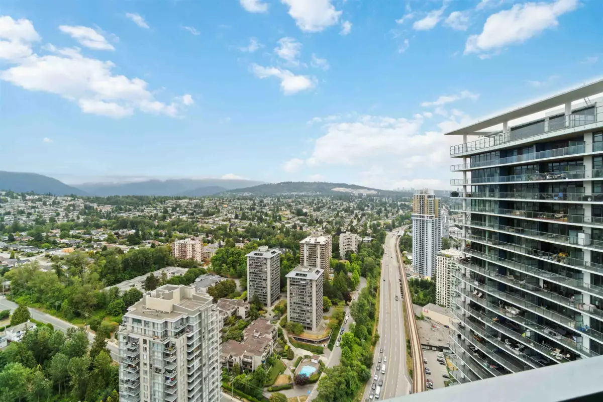 Breakfast Nook Photo of 4305 4880 Lougheed Highway, Burnaby, BC