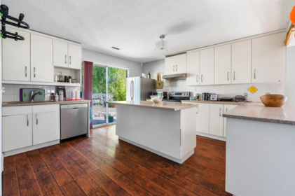 1281 Sherman Street, Coquitlam, BC