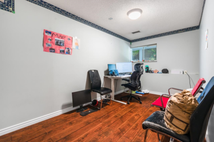 Powder Room Photo of 1281 Sherman Street, Coquitlam, BC