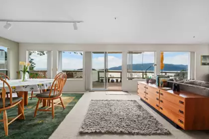 5834 Eagle Island, West Vancouver, BC, West Vancouver — Single Family Residence for sale