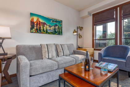 204C 2020 London Lane, Whistler, BC, Whistler — Apartment/Condo for sale
