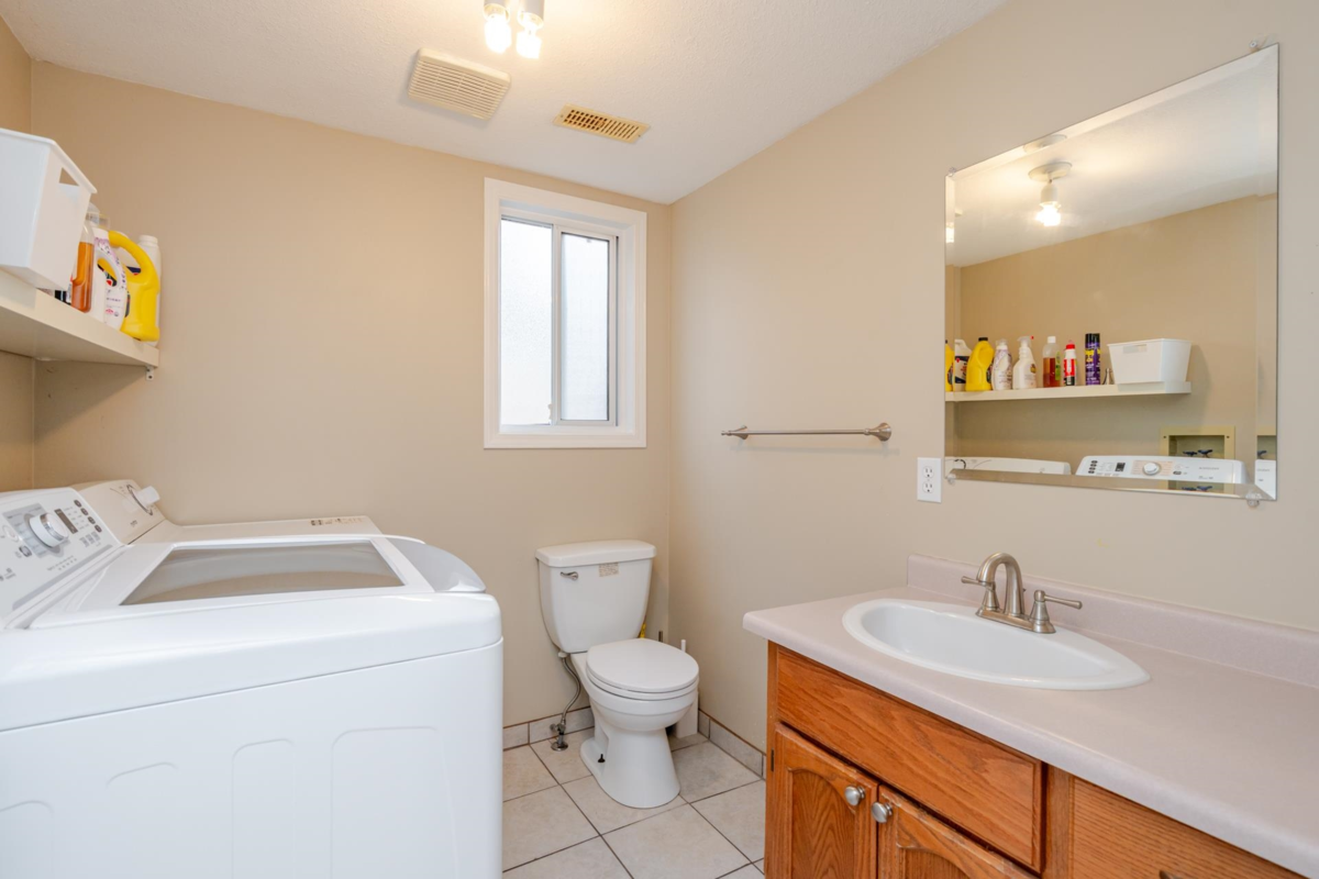 Laundry Room Photo of 6051 Glenroy Drive, Chilliwack, BC