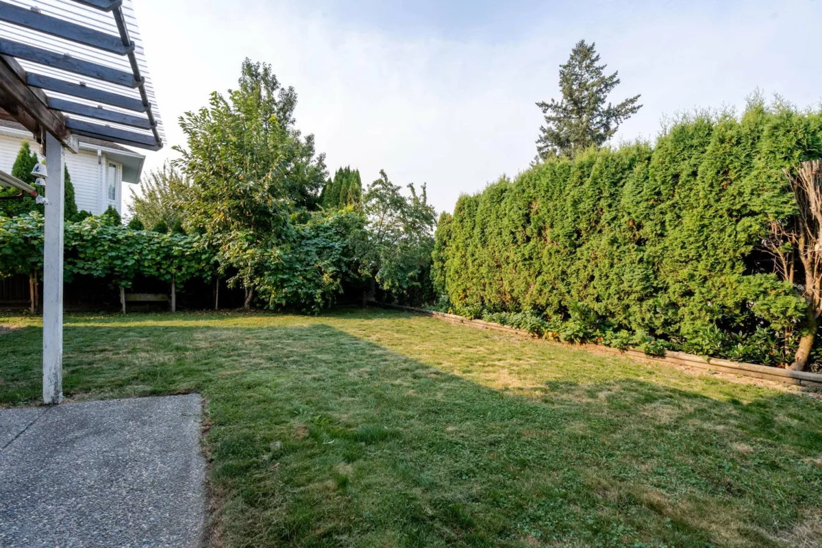 Swimming Pool Photo of 6051 Glenroy Drive, Chilliwack, BC
