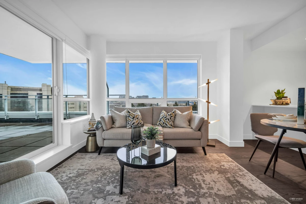 Dining Area Photo of 703 5766 Gilbert Road, Richmond, BC