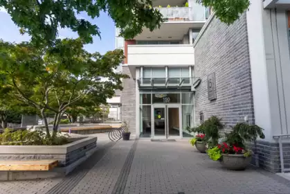 1401 150 W 15th Street, North Vancouver, BC