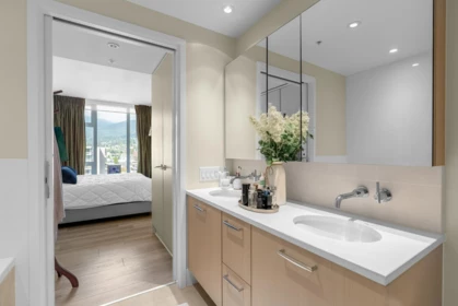 Powder Room Photo of 1401 150 W 15th Street, North Vancouver, BC