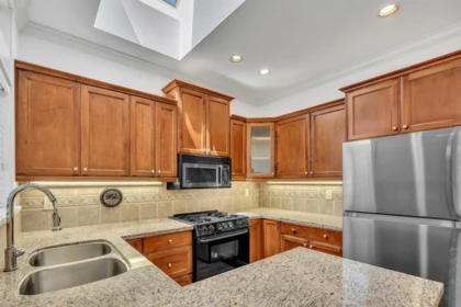 188 W 16th Avenue, Vancouver, BC, Vancouver — Townhouse for sale