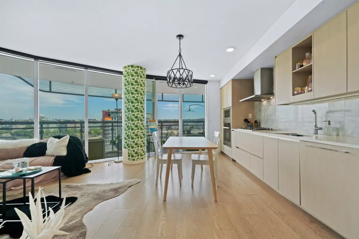 Dining Area Photo of 1284 87 Nelson Street, Vancouver, BC