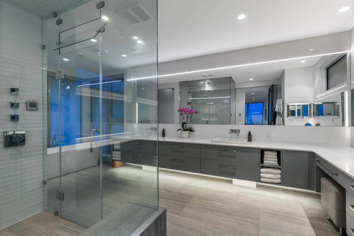 Laundry Room Photo of 1065 Groveland Road, West Vancouver, BC