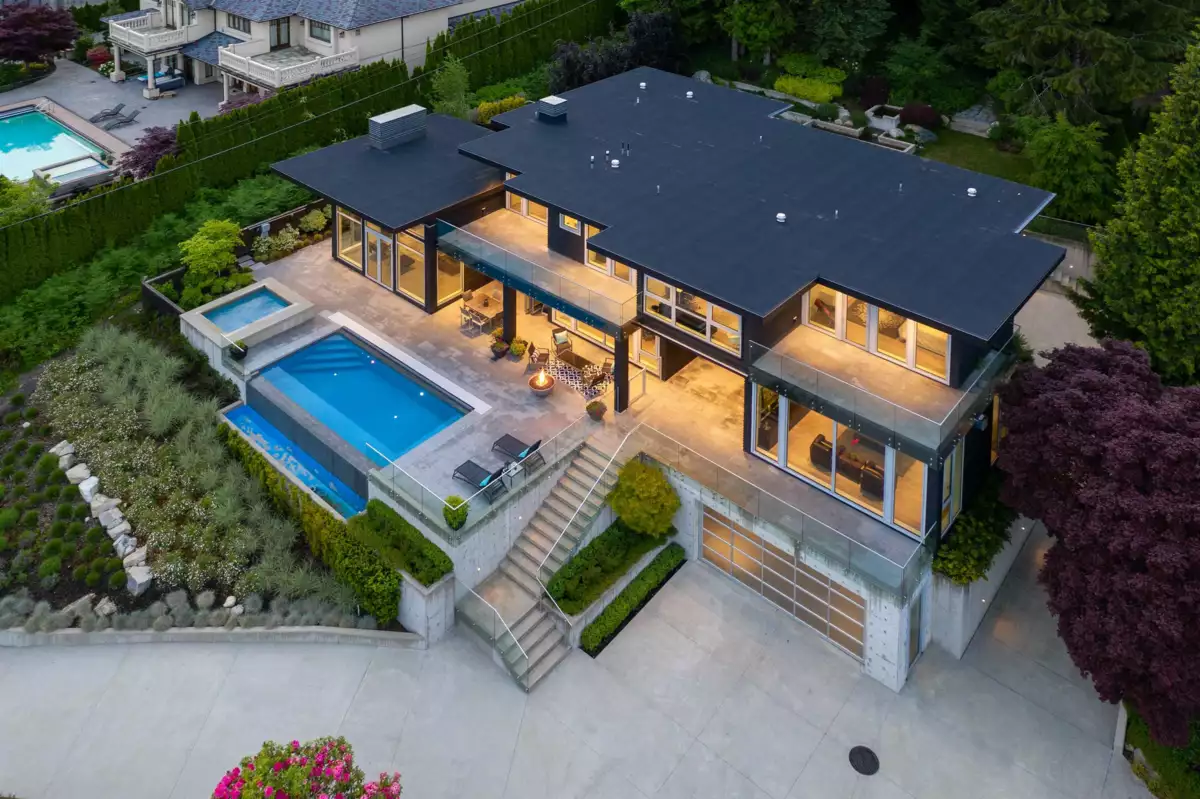 Street View Photo of 1065 Groveland Road, West Vancouver, BC