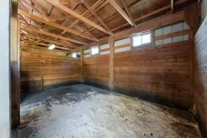 Hot Tub / Spa Photo of 28555 104 Avenue, Maple Ridge, BC