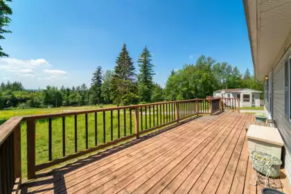 Outdoor Deck Photo of 28555 104 Avenue, Maple Ridge, BC