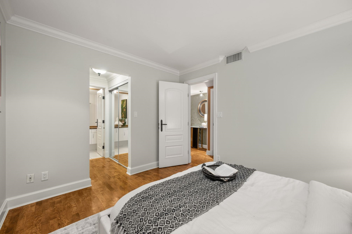 Basement Recreation Room Photo of 301 1155 Mainland Street, Vancouver, BC