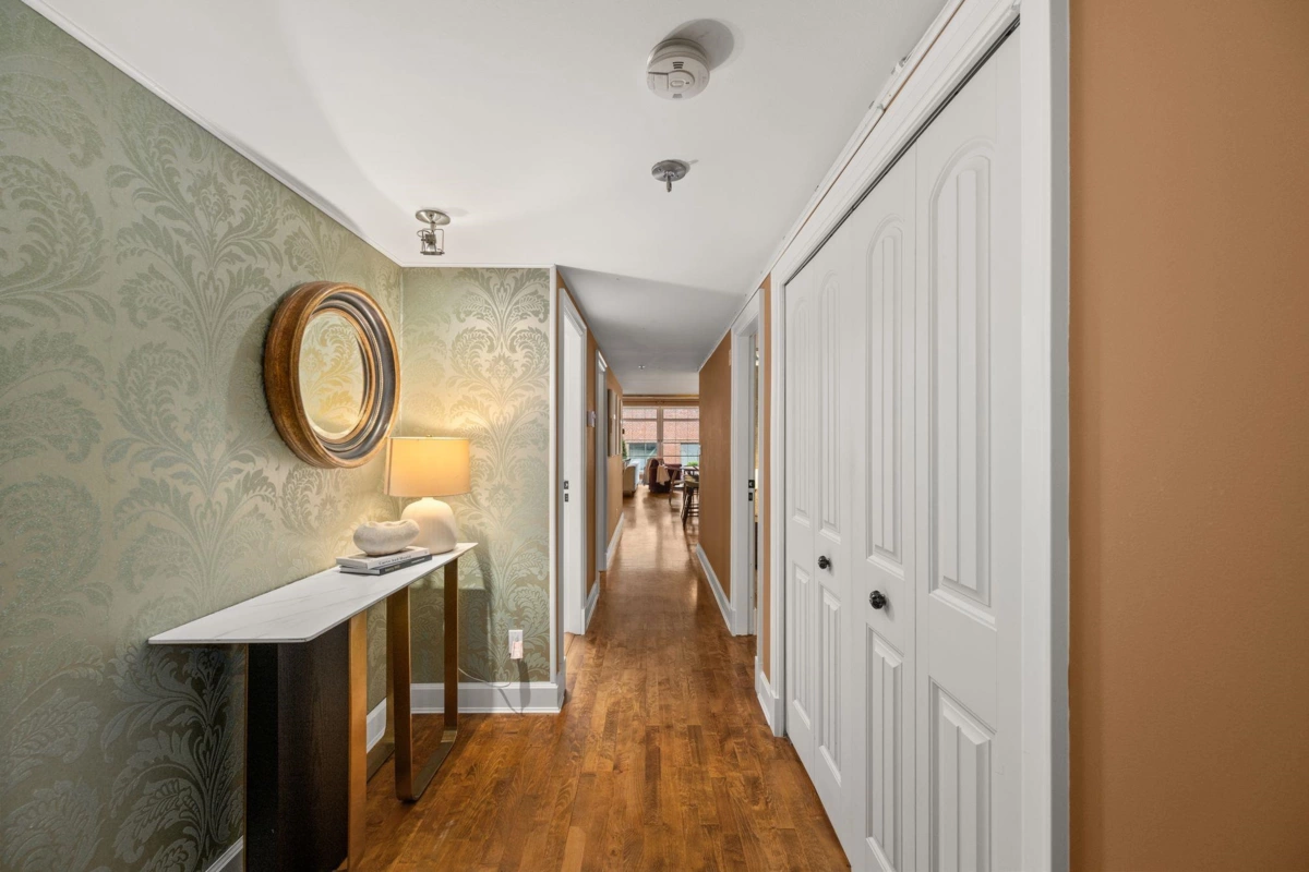 Laundry Room Photo of 301 1155 Mainland Street, Vancouver, BC