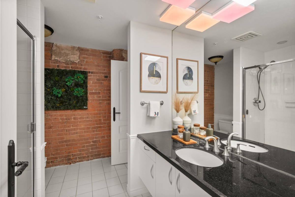 Living Room Photo of 301 1155 Mainland Street, Vancouver, BC