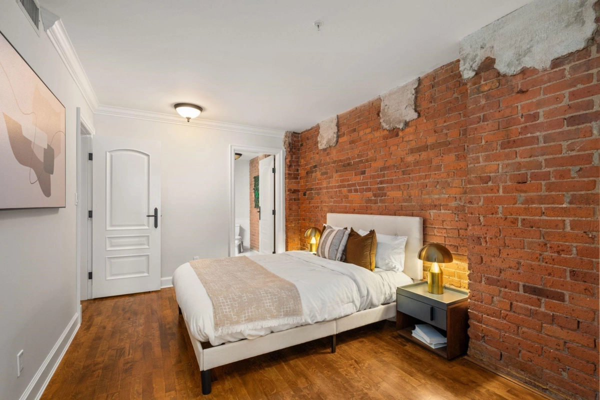 Powder Room Photo of 301 1155 Mainland Street, Vancouver, BC