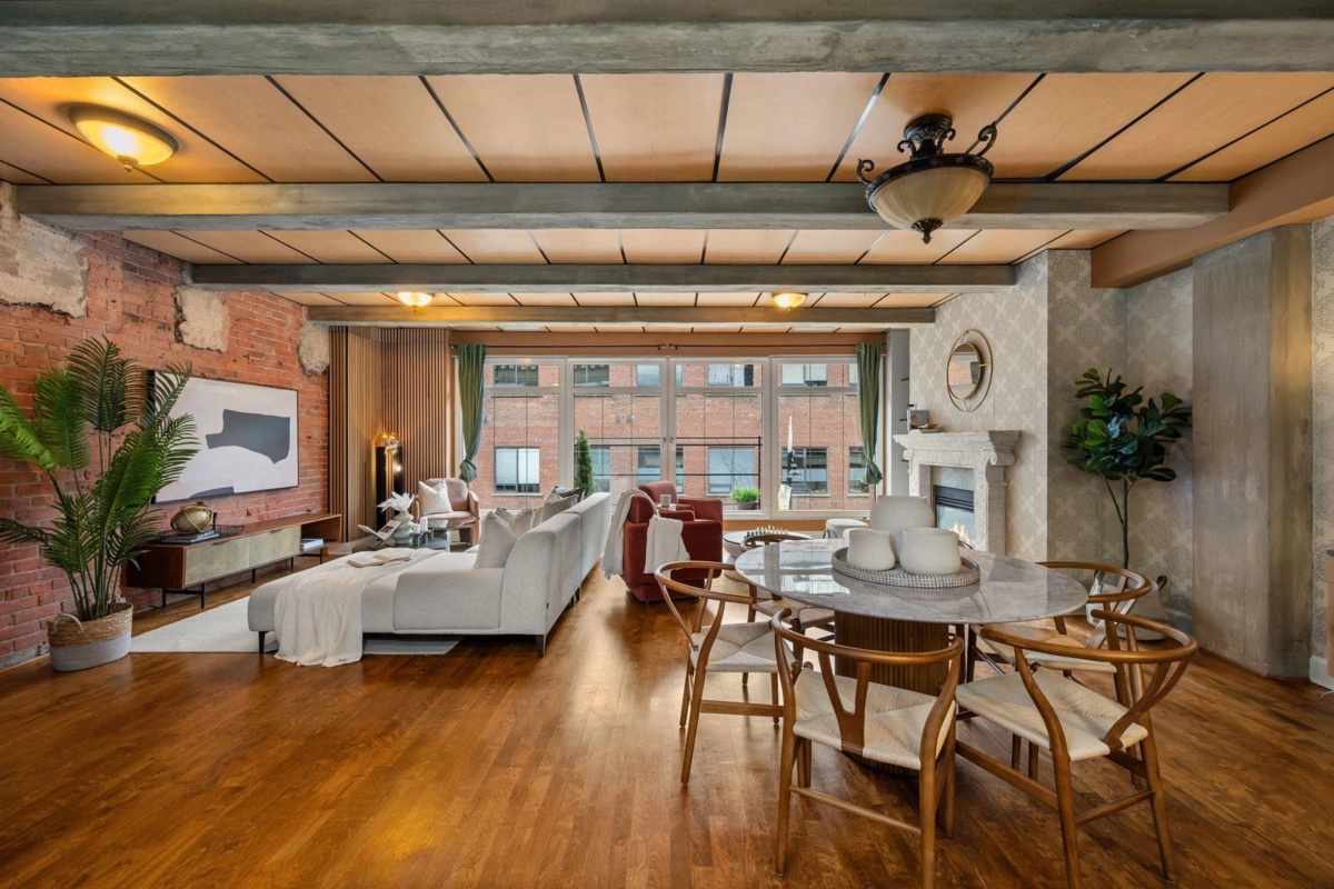 Primary Bathroom Photo of 301 1155 Mainland Street, Vancouver, BC