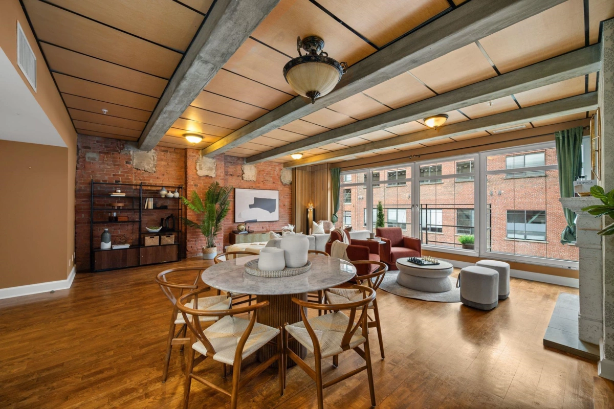 Primary Bedroom Photo of 301 1155 Mainland Street, Vancouver, BC