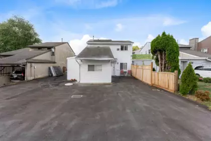 7675 125 Street, Surrey, BC, West Newton — 4 bed single family residence for sale