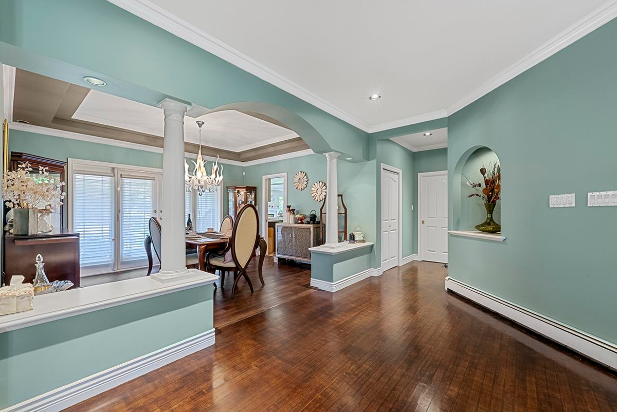 Dining Area Photo of 2488 138 Street, Surrey, BC