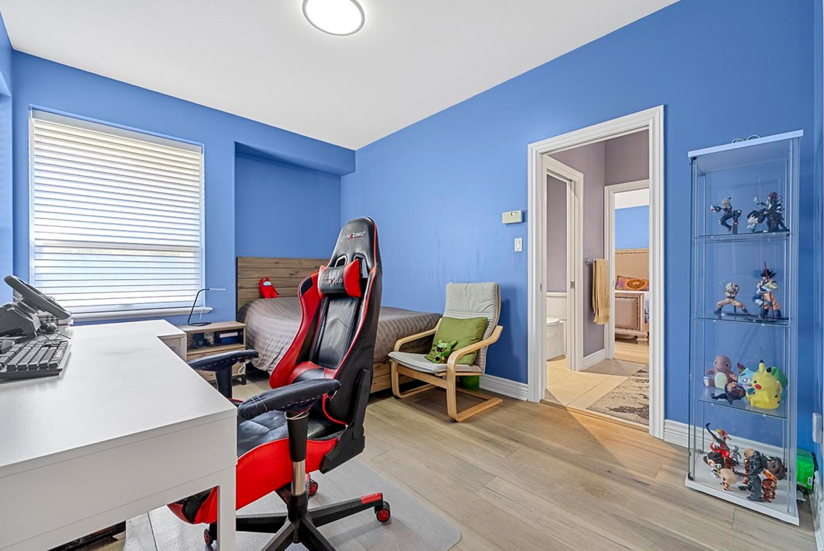Garage Interior Photo of 2488 138 Street, Surrey, BC