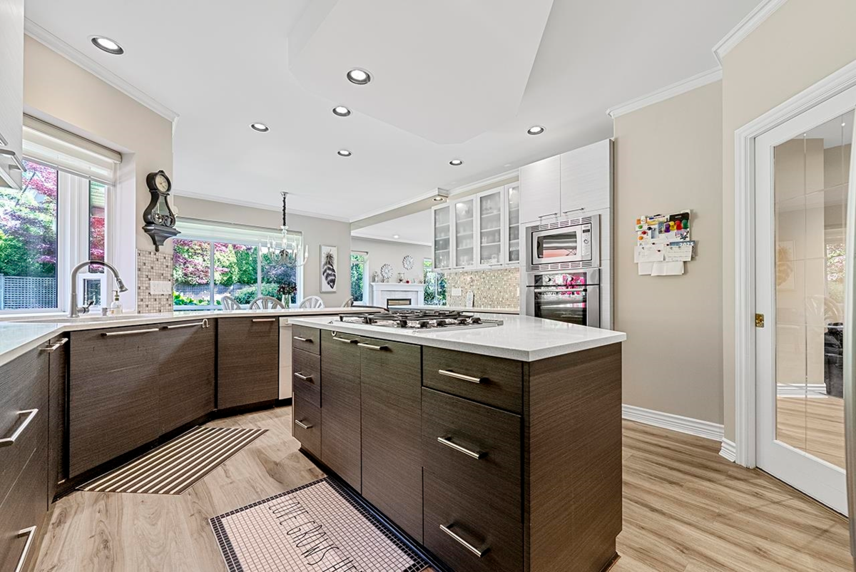 Guest Bathroom Photo of 2488 138 Street, Surrey, BC