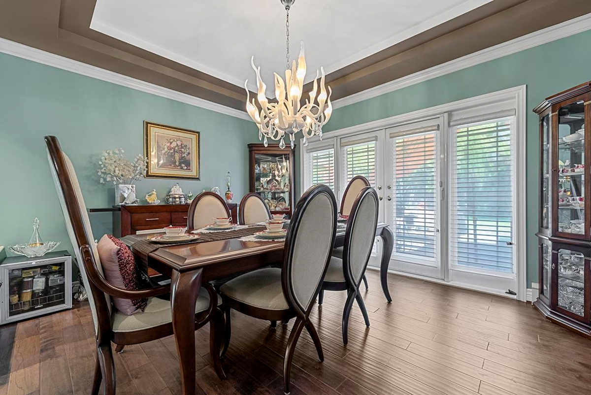 Kitchen Island Photo of 2488 138 Street, Surrey, BC