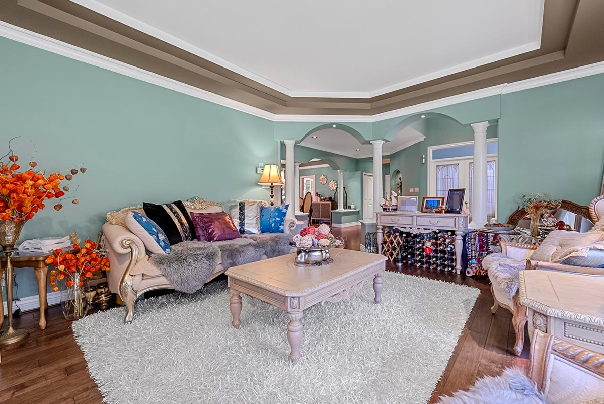 Kitchen Photo of 2488 138 Street, Surrey, BC