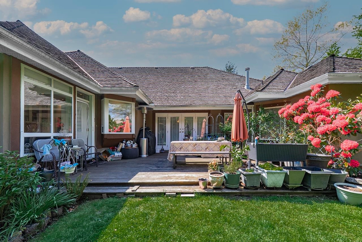 Outdoor Kitchen Photo of 2488 138 Street, Surrey, BC
