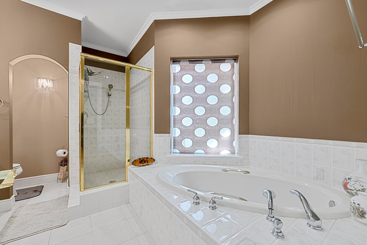 Walk-In Closet Photo of 2488 138 Street, Surrey, BC