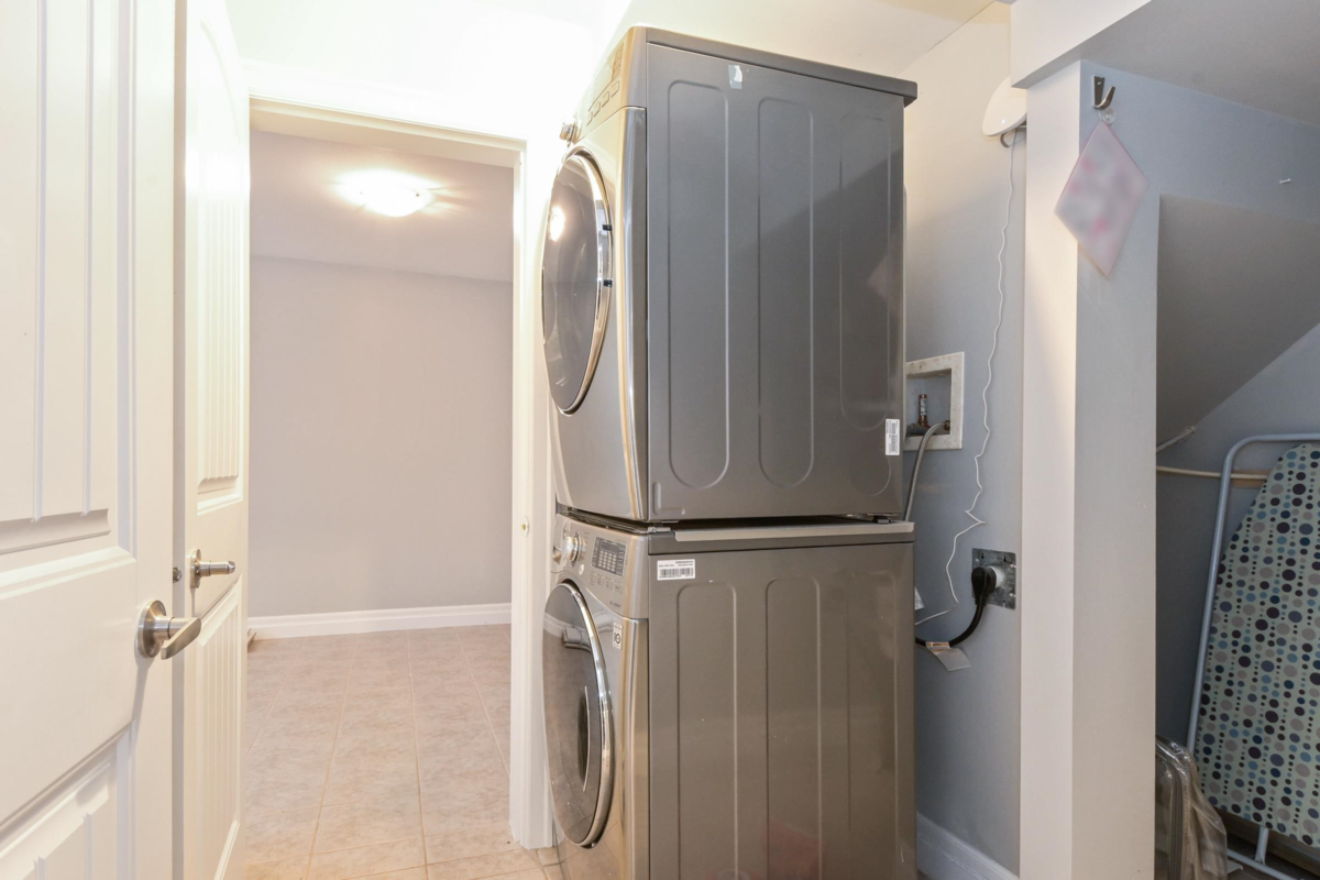 Staircase Photo of 6351 167b Street, Surrey, BC