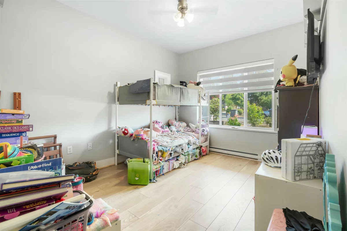 Bedroom 3 Photo of 27895 Junction Avenue, Abbotsford, BC