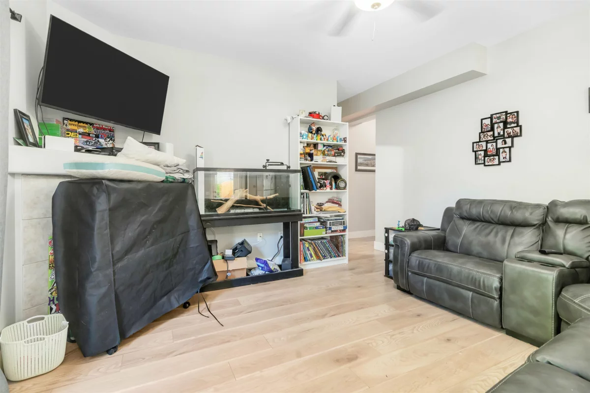 Breakfast Nook Photo of 27895 Junction Avenue, Abbotsford, BC