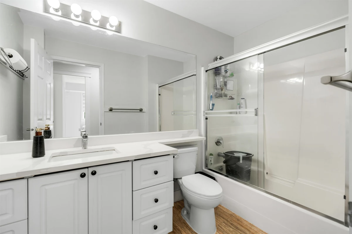 Outdoor Deck Photo of 27895 Junction Avenue, Abbotsford, BC