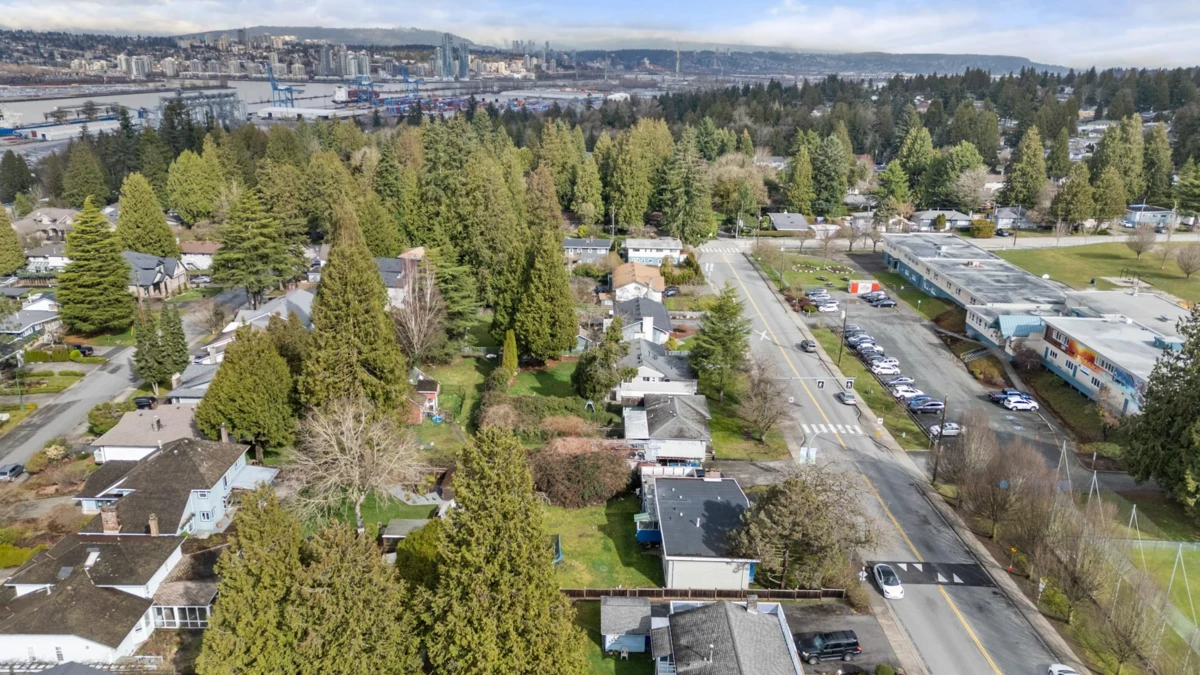 Kitchen Island Photo of 9185 112 Street, Delta, BC