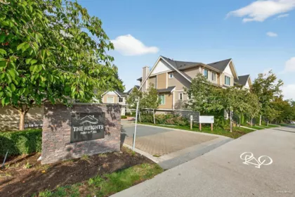 23 19097 64ave Avenue, Surrey, BC, Cloverdale BC — 4 bed townhouse for sale