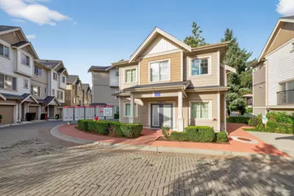 23 19097 64ave Avenue, Surrey, BC, Surrey — Townhouse for sale