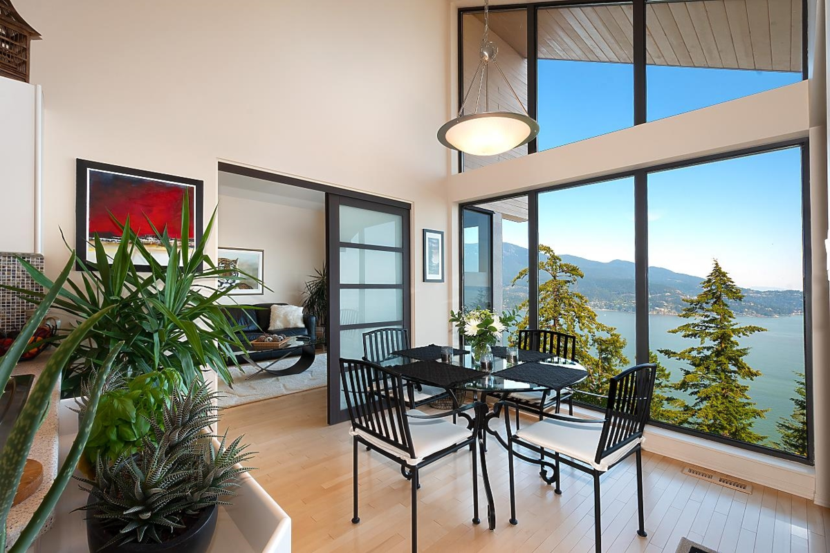 Mudroom Photo of 941 Valhalla Place, Bowen Island, BC