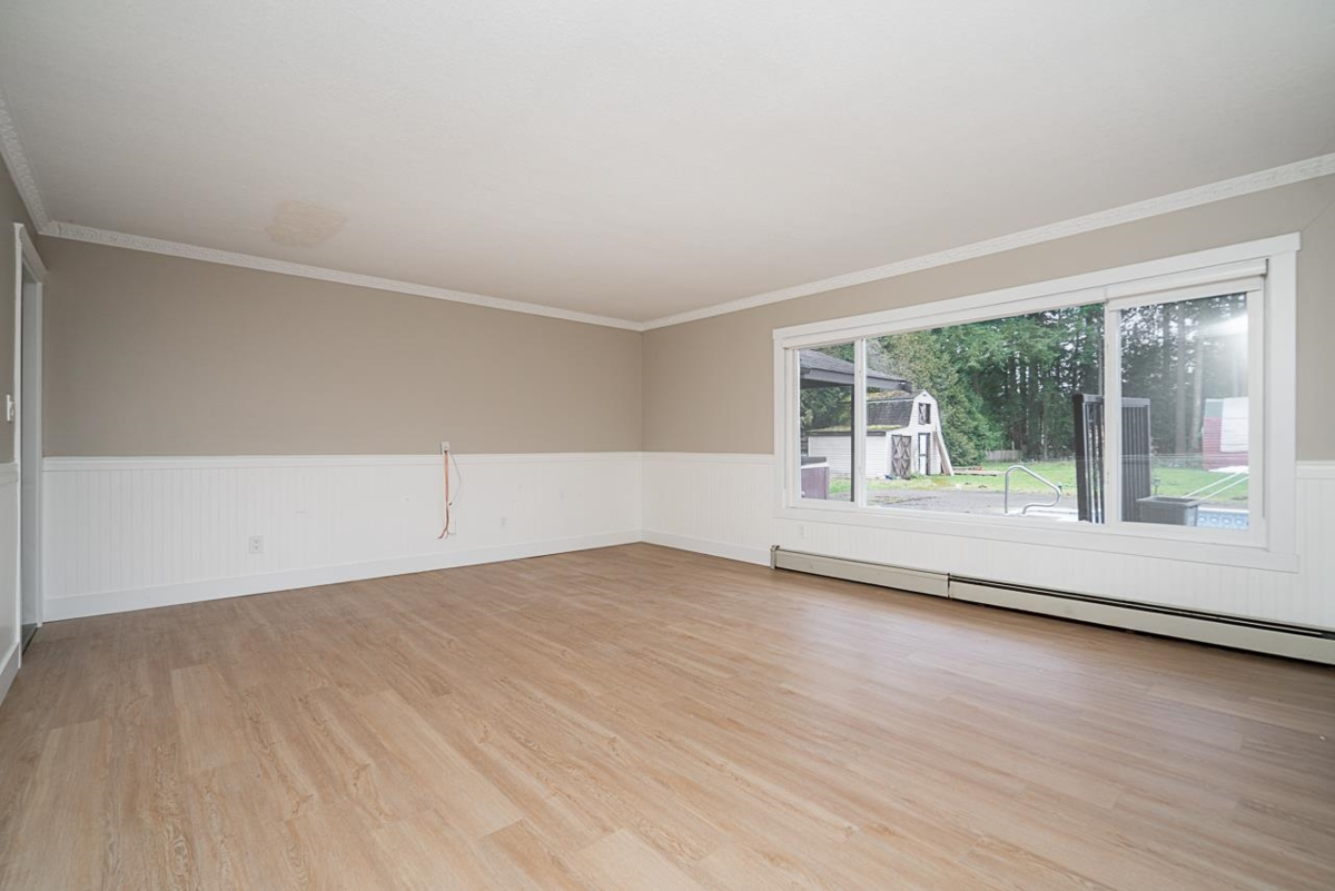 Entry Foyer Photo of 25016 59 Avenue, Langley, BC