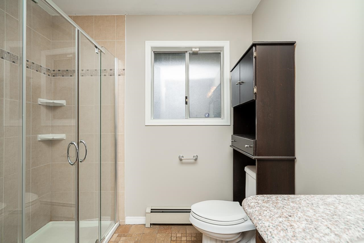 Mudroom Photo of 25016 59 Avenue, Langley, BC