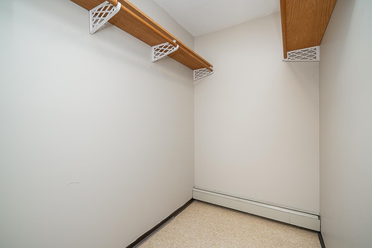 Office / Den Photo of 25016 59 Avenue, Langley, BC