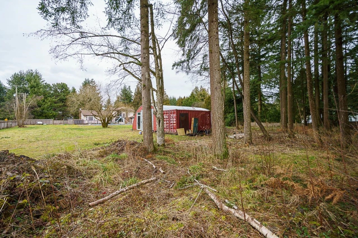 Outdoor Kitchen Photo of 25016 59 Avenue, Langley, BC